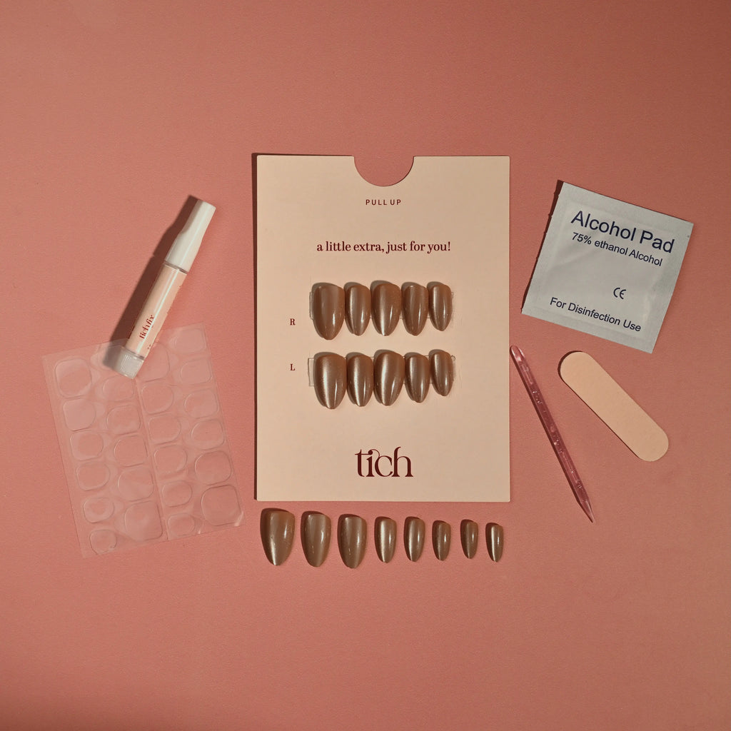 Espresso | Premium Press On Nails | Cat Eye Glossy Almond Shape