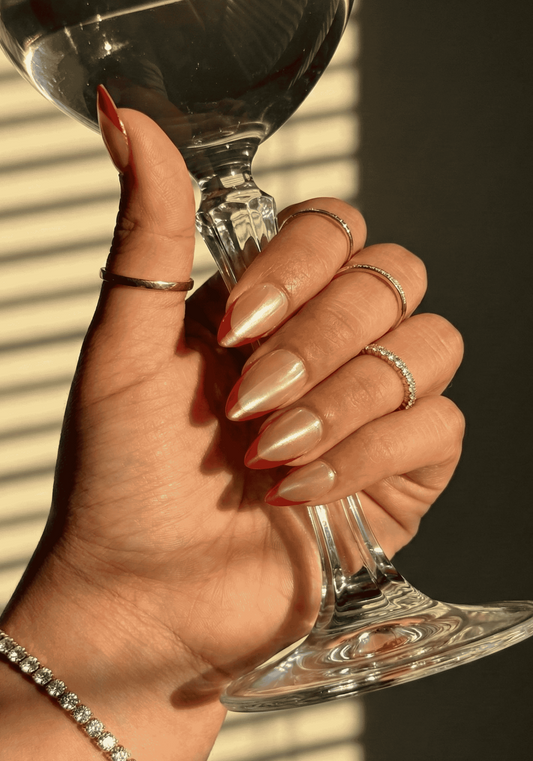 tich press on nails/love lights