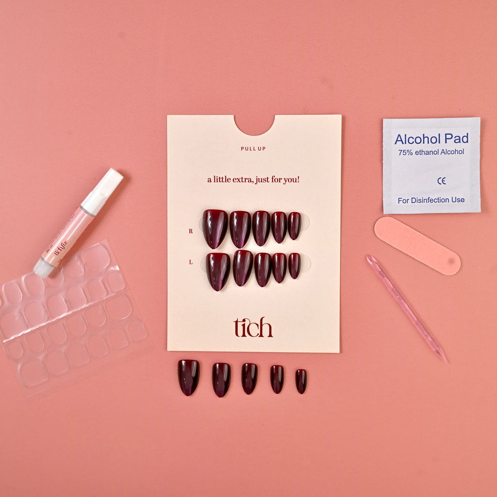Magnetic Plum | Premium Press on nails | Almond